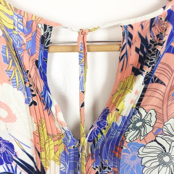 NWT Sanctuary Floral Print Pleated Top Size XS - Picture 4 of 8